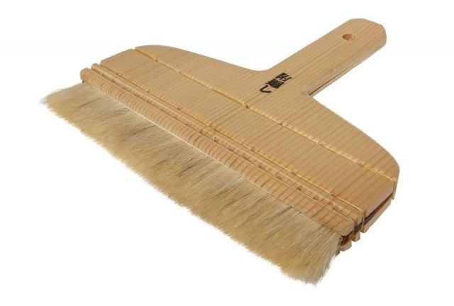 BROCHA JAPONESA TSUKEMAWASHI. Pelo de cabra blanca 180mm x 4.7mm x 25mm
