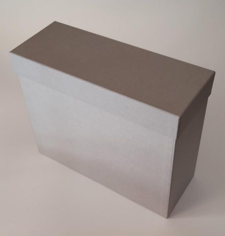 CAJA CON TAPA SUPERIOR FORRADA